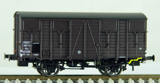 Box car type KKww<br /><a href='images/pictures/LS_Models/30374.JPG' target='_blank'>Full size image</a>